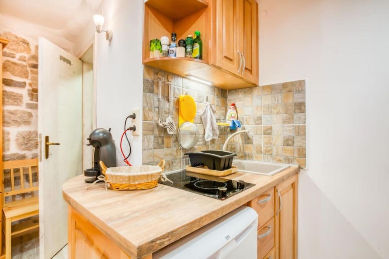 Kotor Bagus - Cozy Boutique Old Town Studio With Seaview Terrace Exteriör bild